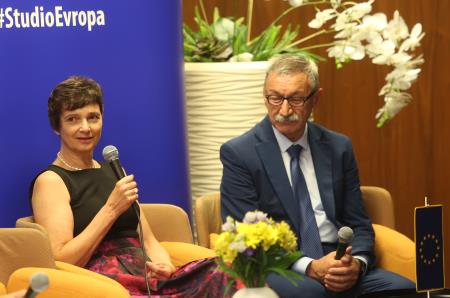Podelitev nagrade EP državljan Evrope Sandiju Curku 31 Foto Ljubo Vukelič